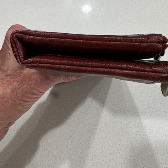 HOBO Maroon Leather Clutch EUC - Picture 10 of 11